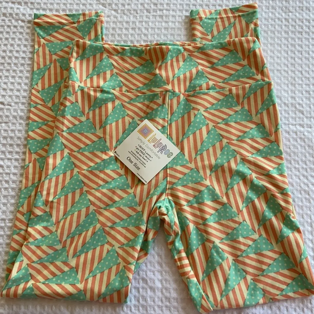NEW! LULAROE Patriotic ONE SIZE OS Leggings Pastel - Image 8