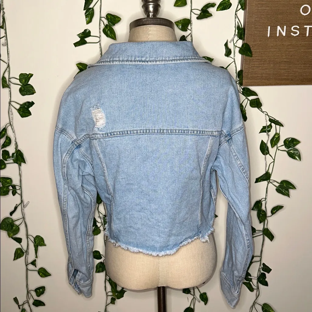 Pacsun Cropped Distressed Light Wash Denim Jacket - Image 5