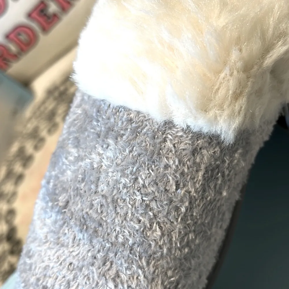 Isotoners Slippers Memory Foam Gray Indoor Outdoor Sole Womens 7.5-8 - Image 2