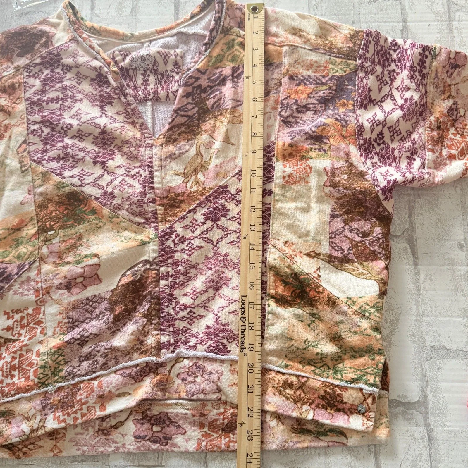 Anthropologie Pilcro Purple Floral Patchwork Notched V Neck Pullover Sweater M - Image 9