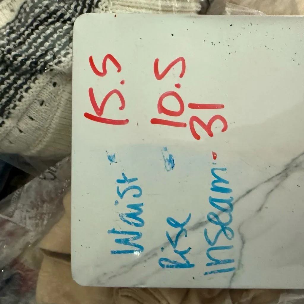 Spanx Women’s Large Light Wash Flare Pull On Jeans Stretchy - Image 4