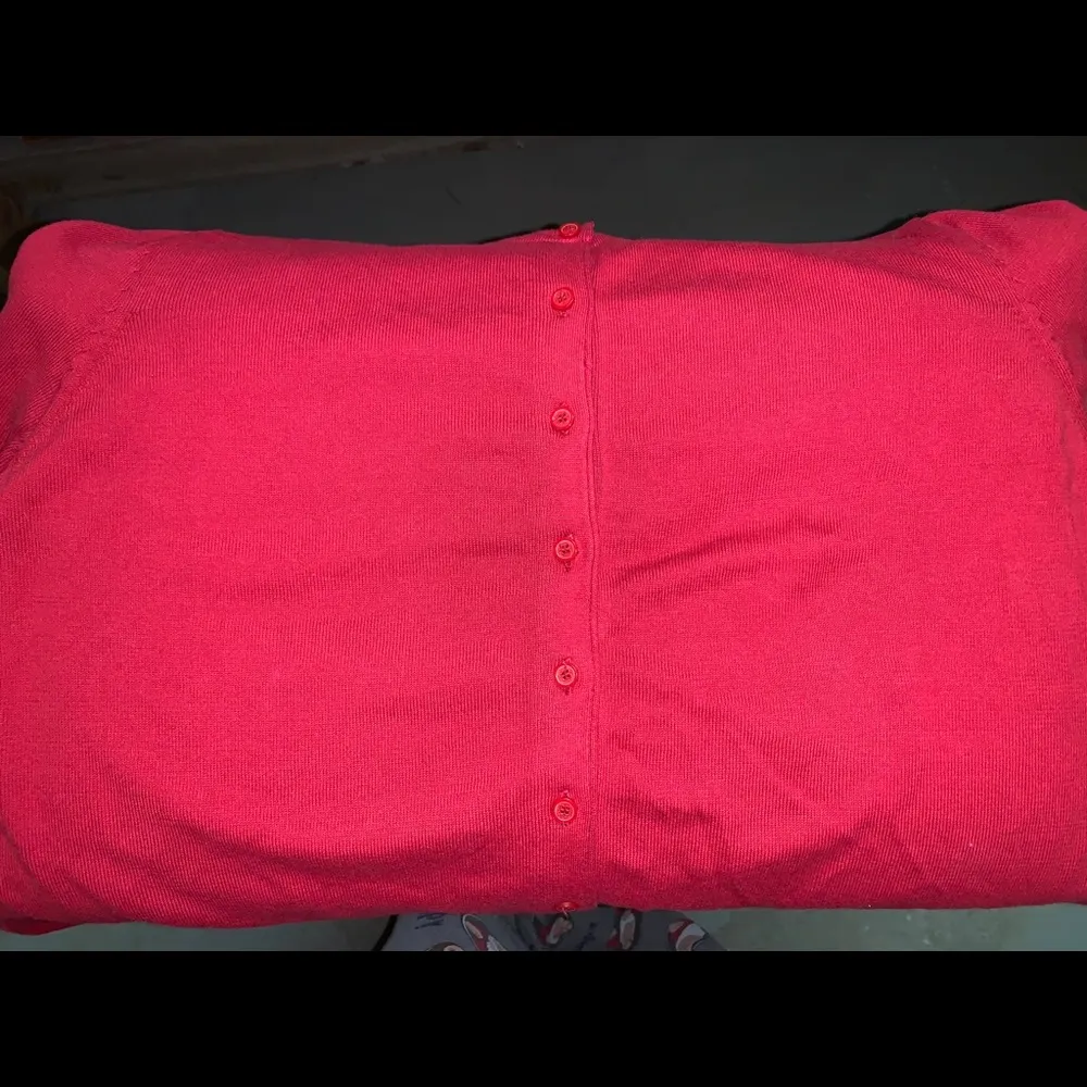 3/$22🌞 Liz Claiborne Red Button Down Cardigan - Image 6