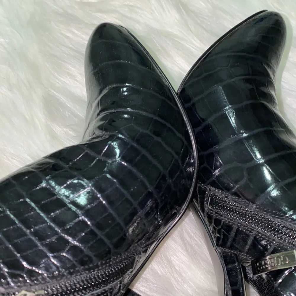 Guess snake skin heels shoes. Size 7.5M - Image 6