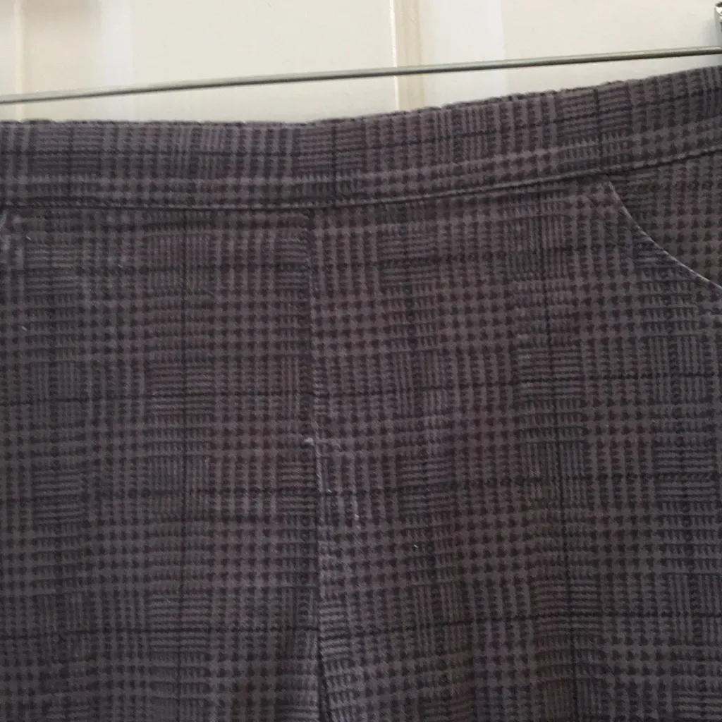 FINAL MARKDOWN Ladies white stag slacks petite medium - Image 3