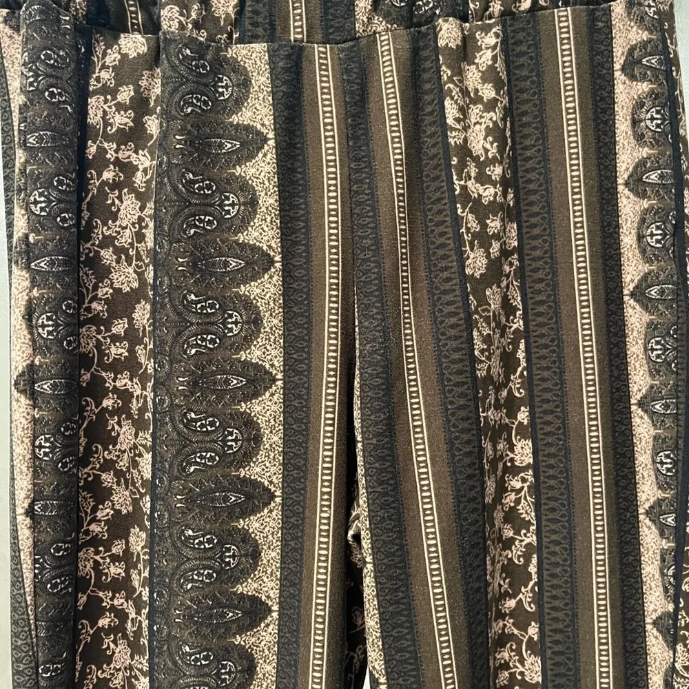 Charlotte Russe Flared Pants Medium - Image 3