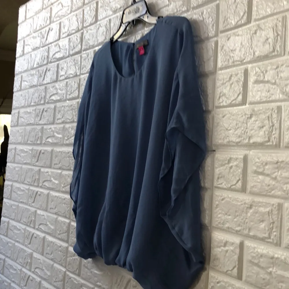 Vince Camuto powder‎ cornflower blue blouse women's size XS - Image 4