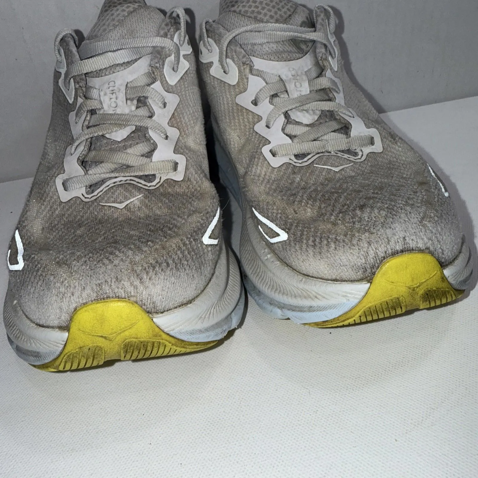 Hoka Clifton 9 Women’s Athletic Gym Training Running Athleisure Gym Shoes Sze 8B - Image 8