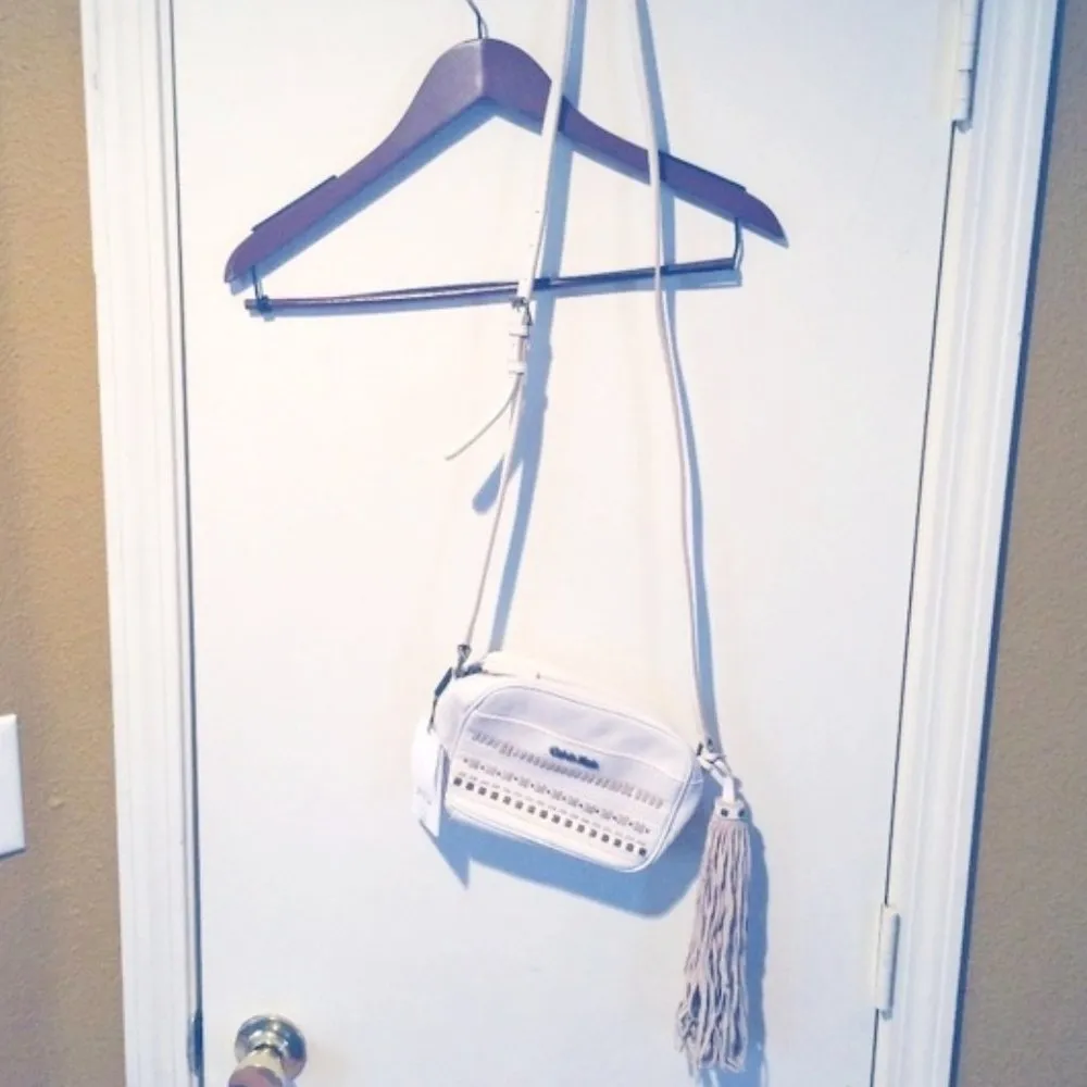 NEW Calvin Klein pebble leather hang tassel cross-body bag NWD torn inner lining - Image 2