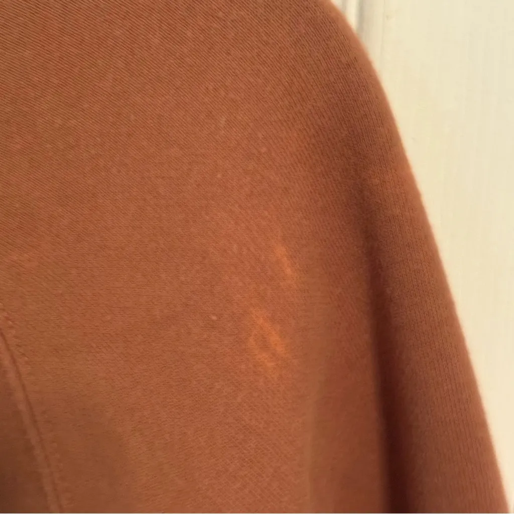 Aritzia TNA Sweatfleece Cozy Fleece Perfect Fit Cropped Crewneck in Brown - Image 4