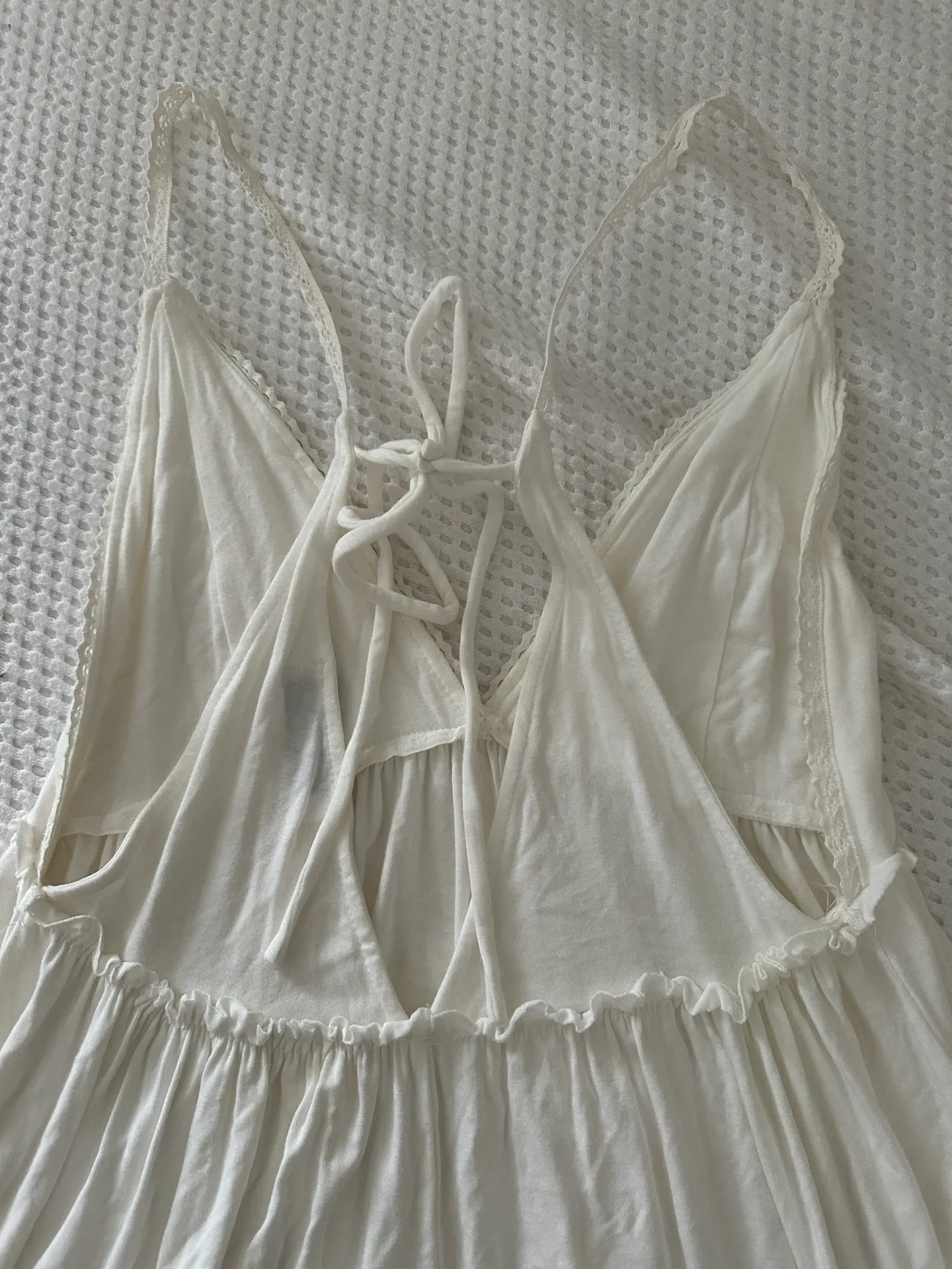 Boutique White Flowy Dress Size M - Image 5