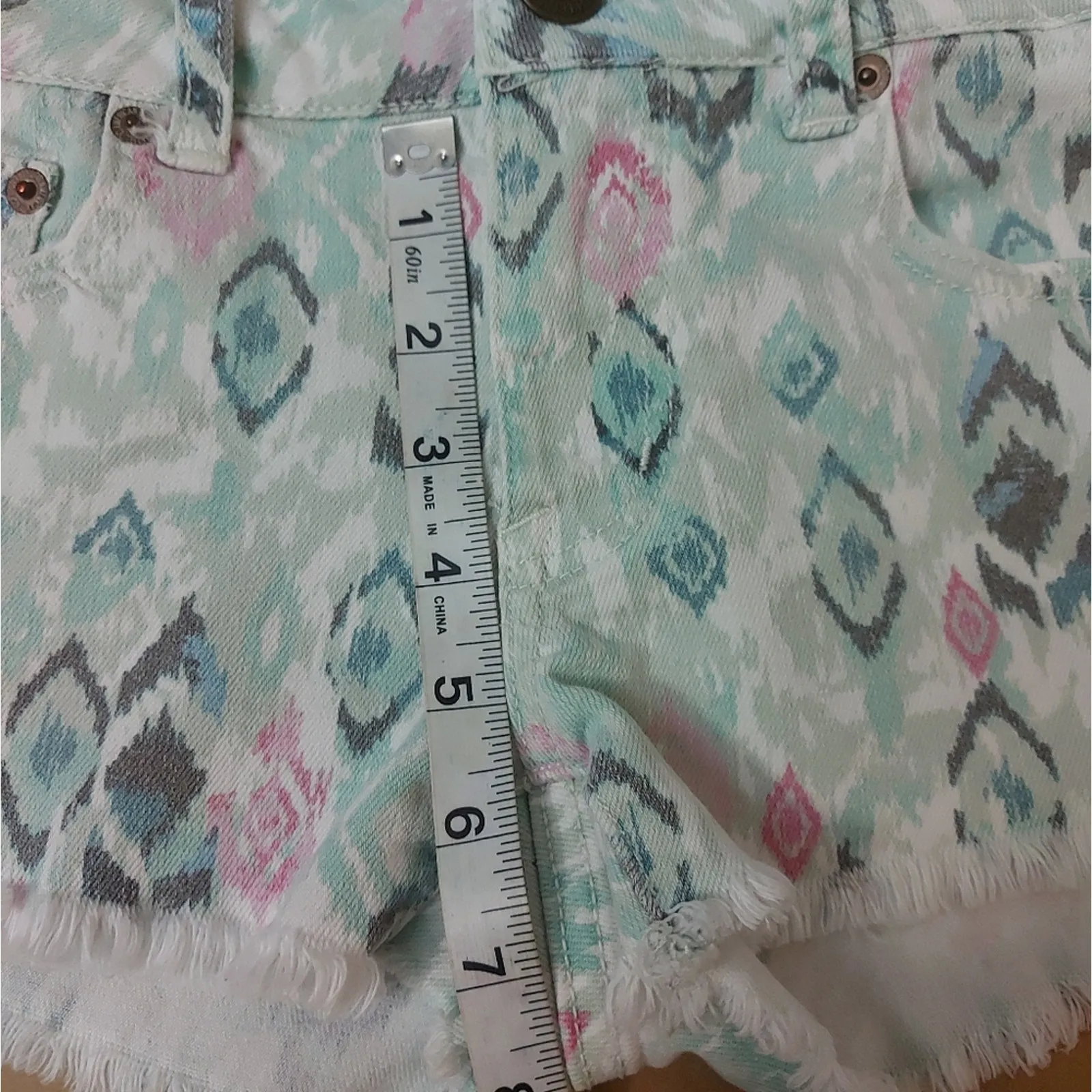 American Eagle Outfitters Stretch Aztec Raw Hem Shorts 6 Boho Southwestern Indie - Image 5