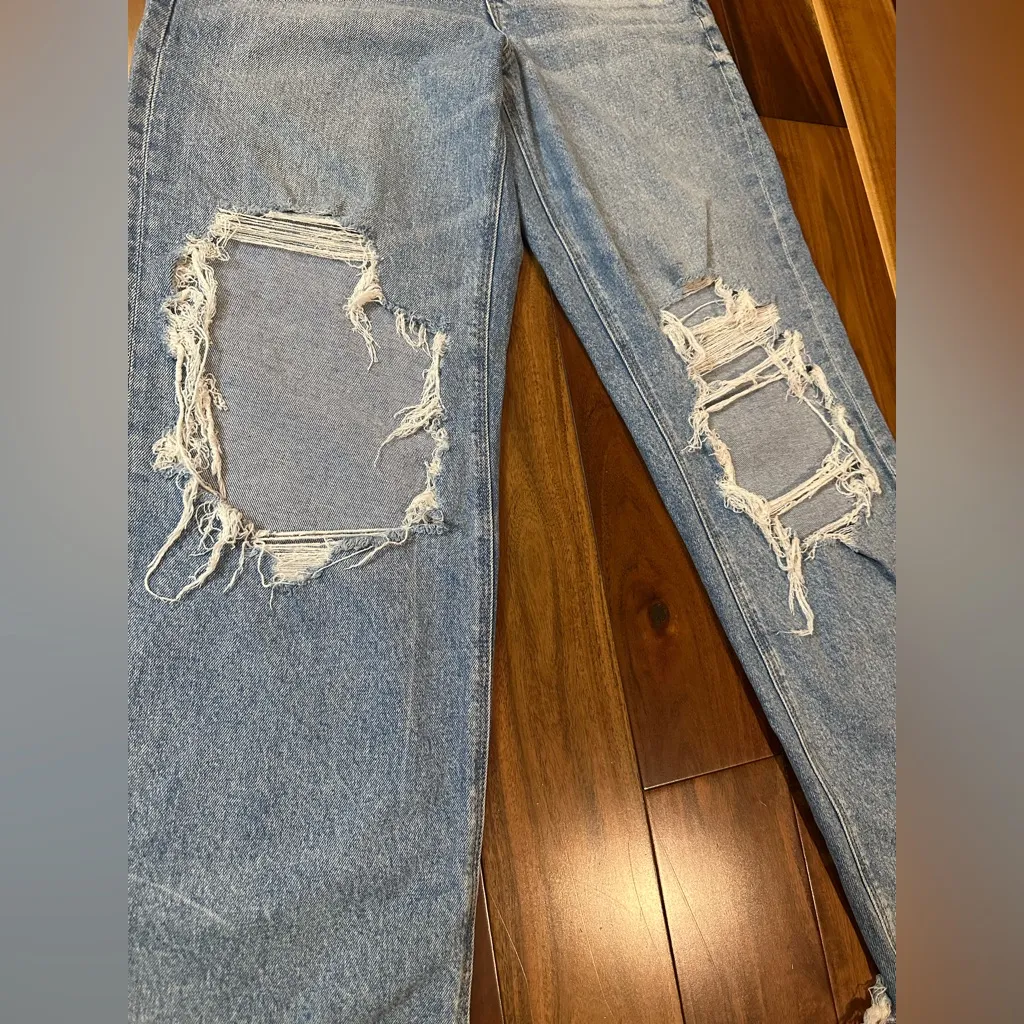 American Eagle  Curvy Super High-Rise Baggy Straight Jeans - Image 2