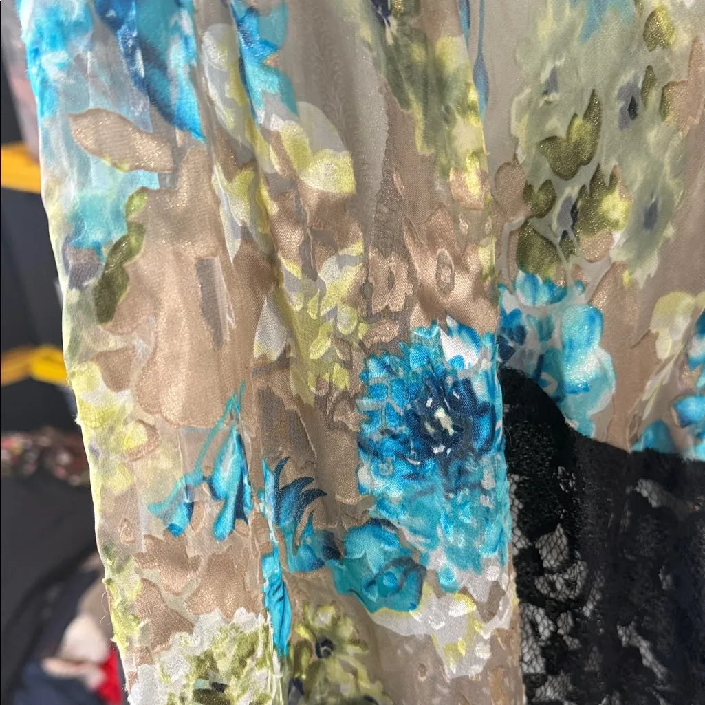 Violet Kay Mixed patchwork Floral Kimono with Black Lace Size L - Image 3