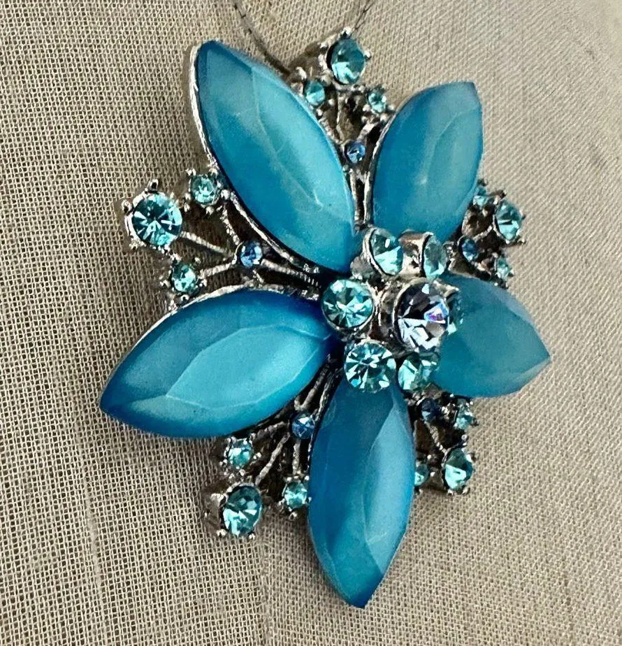 Vintage Blue Frosted Navette Rhinestone Flower Brooch Pendant Silver Tone - Image 4