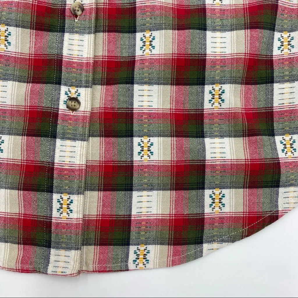 Vintage Subtle Christmas Plaid Button - Image 4