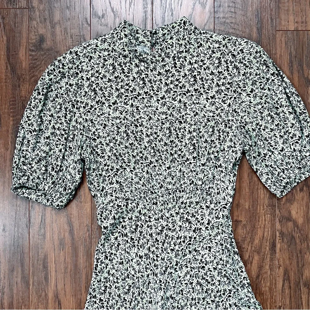 Ghost London • Luella Dress midi puff sleeve Sophie leaf print rayon Size XS - Image 4