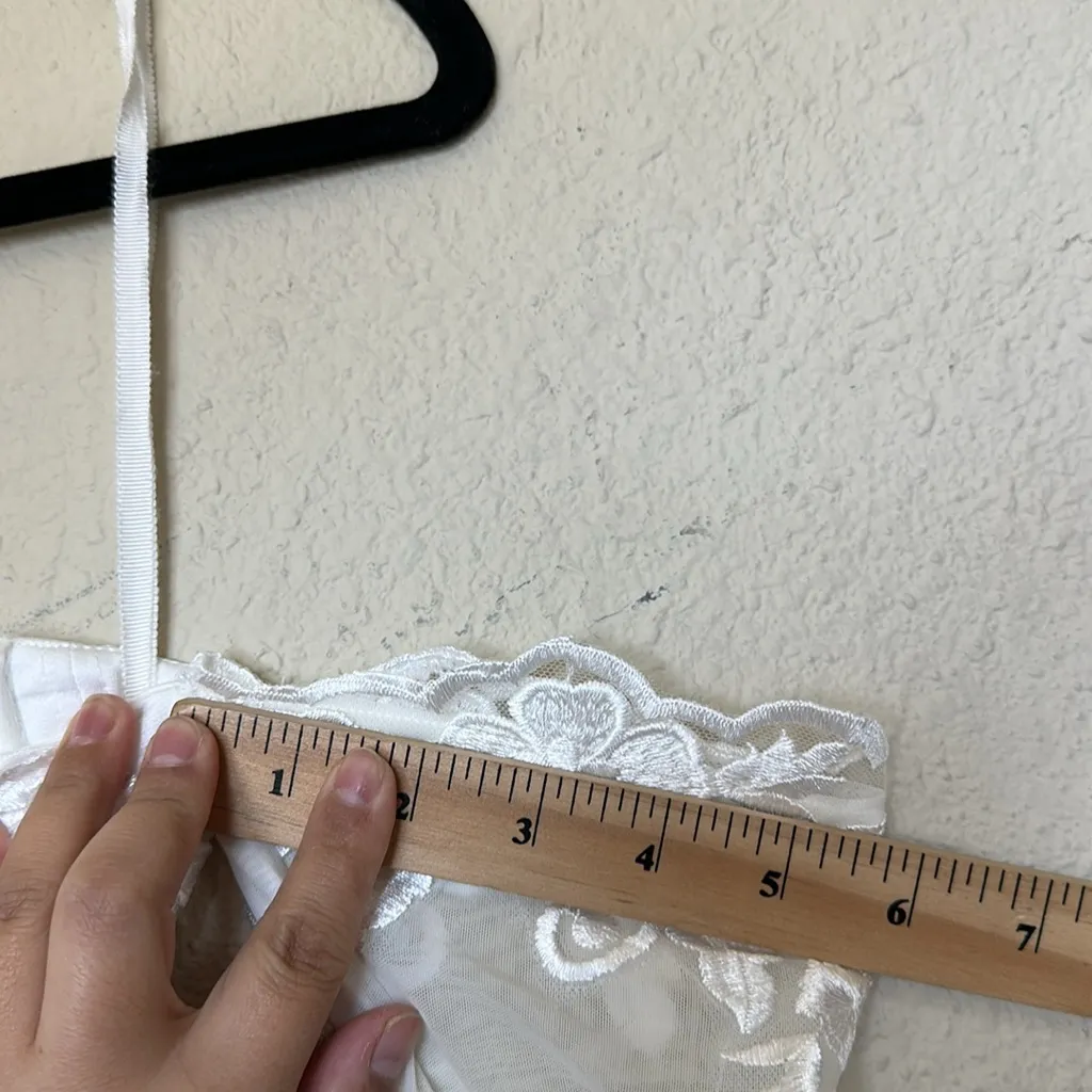 HOUSE OF CB size  M D-DD  'Isabelle' White Lace Long‎ Sleeve Bridal Gown NWOT - Image 13