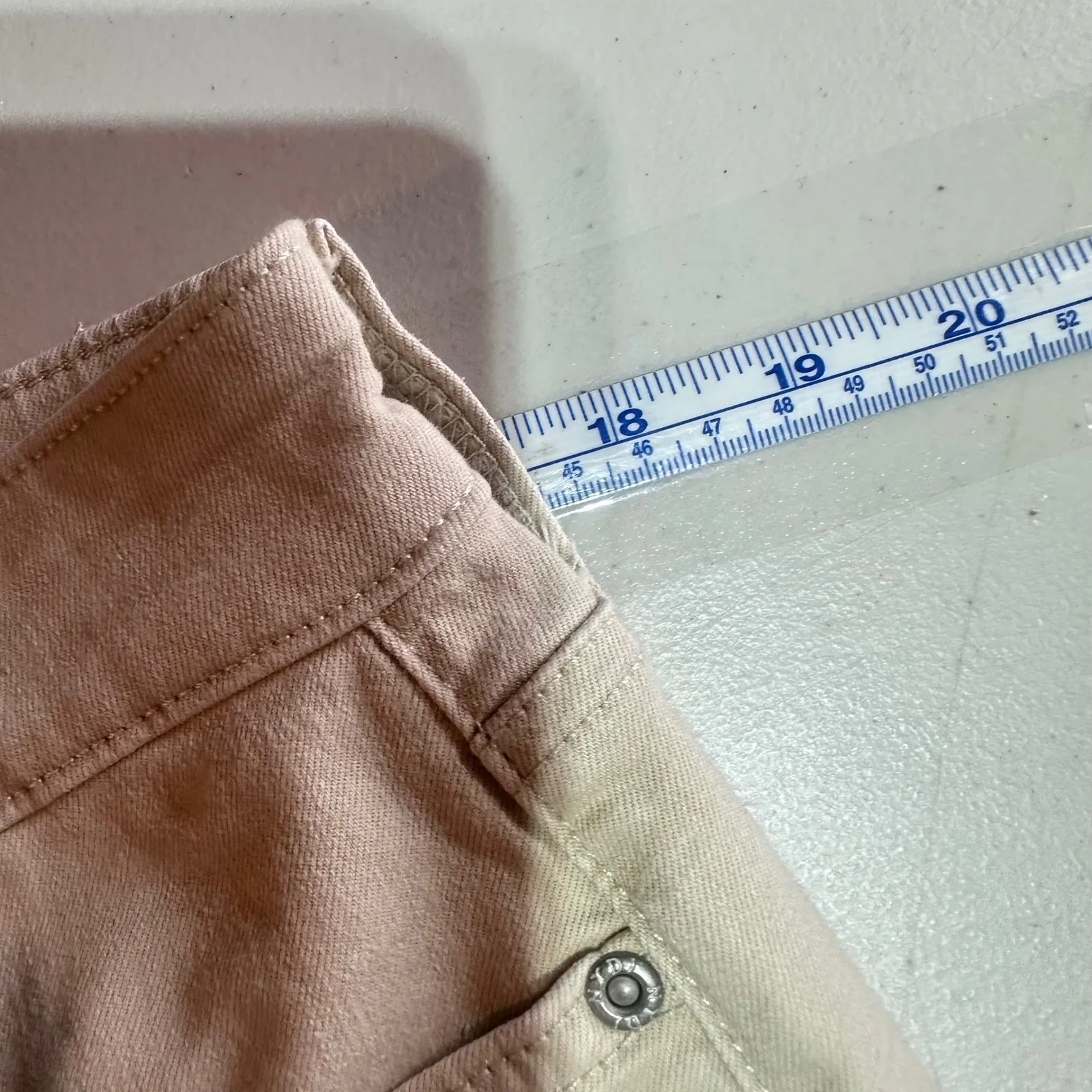 NYDJ Briella Straight Leg Lift Tuck‎ Technology Jeans Shorts 11" Beige Size 14 - Image 8