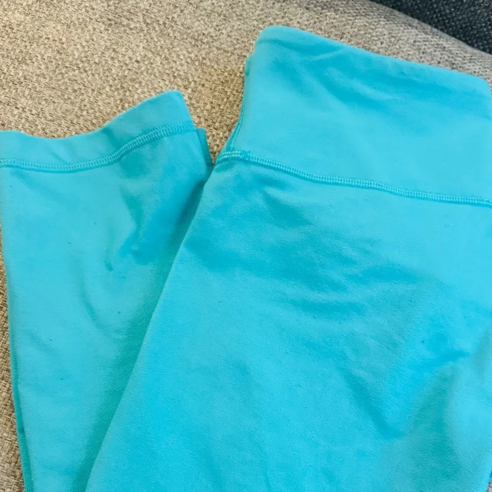 WUNDER UNDER CROP III in Peacock Blue - Image 5