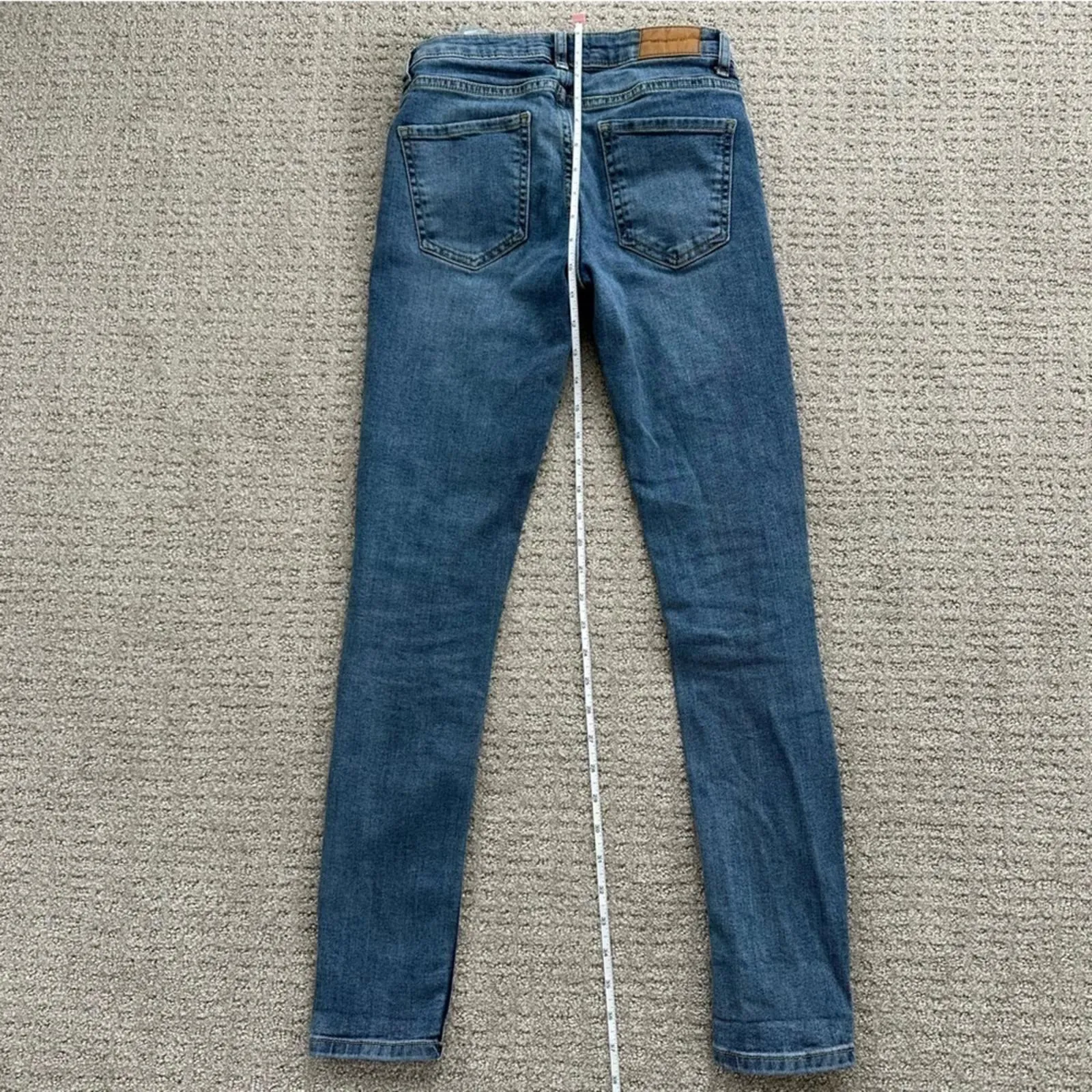Zara basic distressed high rise skinny jeans denim medium wash size 24 / 2 - Image 7