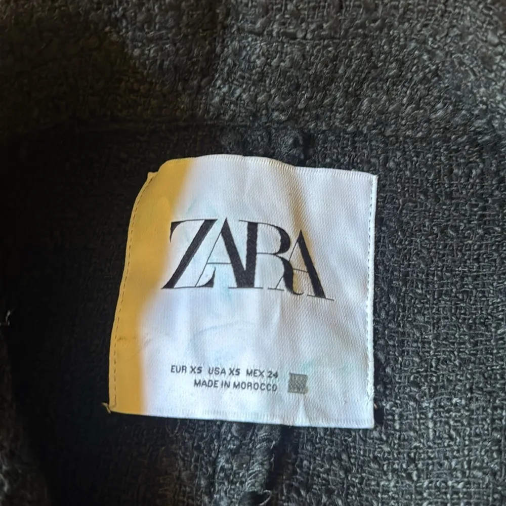 Zara Black Tweed Jacket with Buttons - Image 4