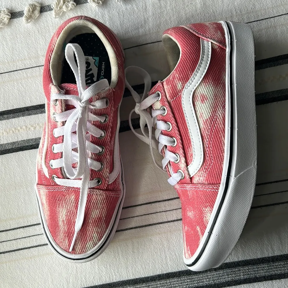 Vans  • Comfycush Old Skool Cord Sneakers - Image 59