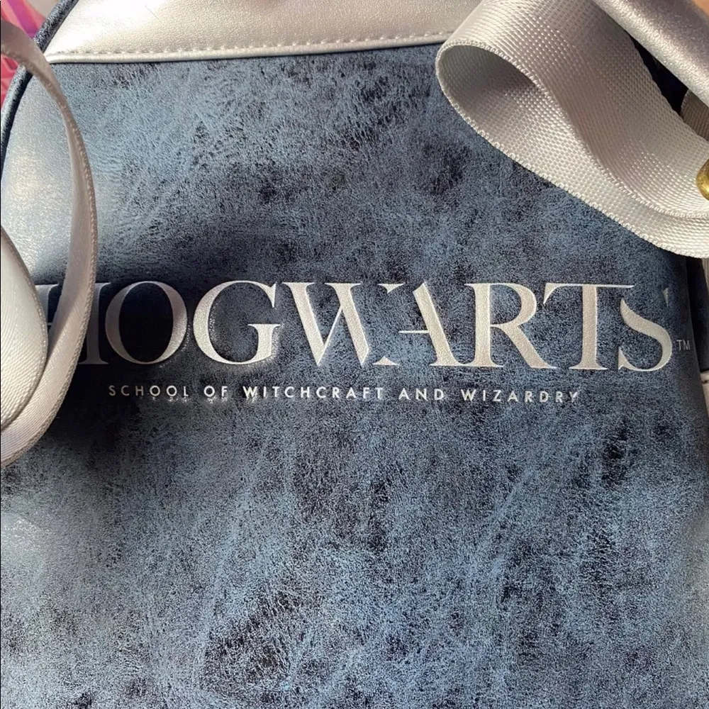 Harry Potter Universal Studios Exclusive Hogwarts Castle Mini Backpack - Image 3