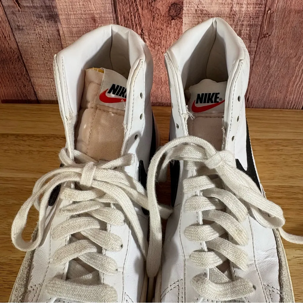 Nike White Blazer Mid 77 Sneakers Size‎ 7 - Image 5