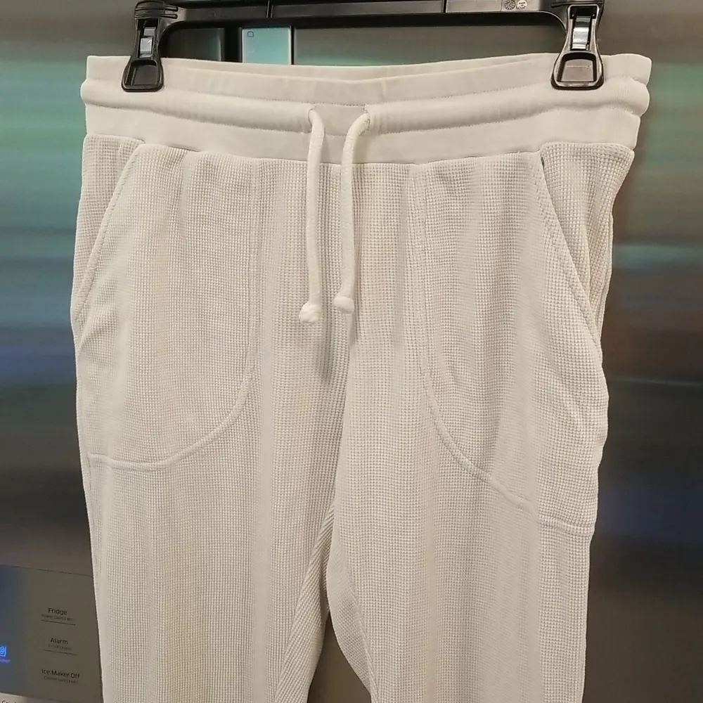 💕MATE THE LABEL💕 Tyler Thermal Jogger Pants ~ Bone Medium - Image 8