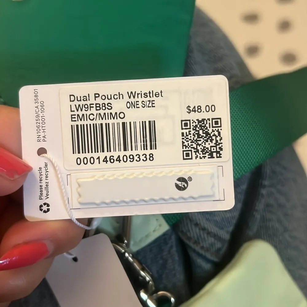 DUAL POUCH WRISTLET - Image 3