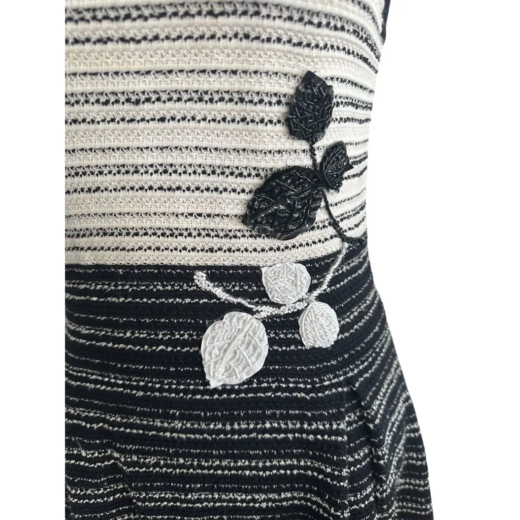 CAROLINA HERRERA Colorblock Knit Floral A Line Dress Size Medium - Image 2