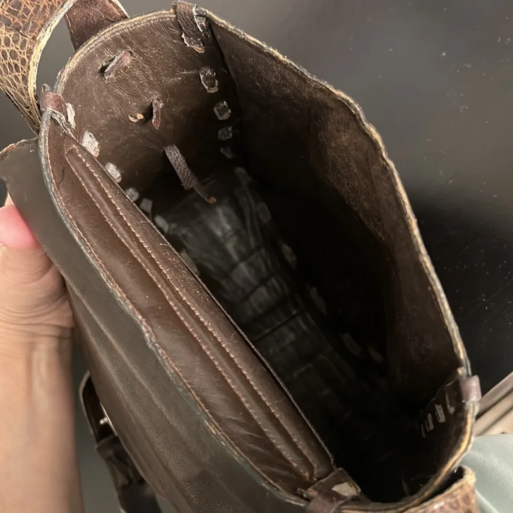 Real croc skin Vintage artisan made shoulder bag, brown. Hand made Brown - Image 12