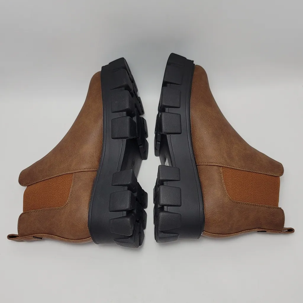 Tinstree Women's Chunky Platform Chelsea Slip On Lug Sole Boot Size 9.5 Brown Black - Image 9