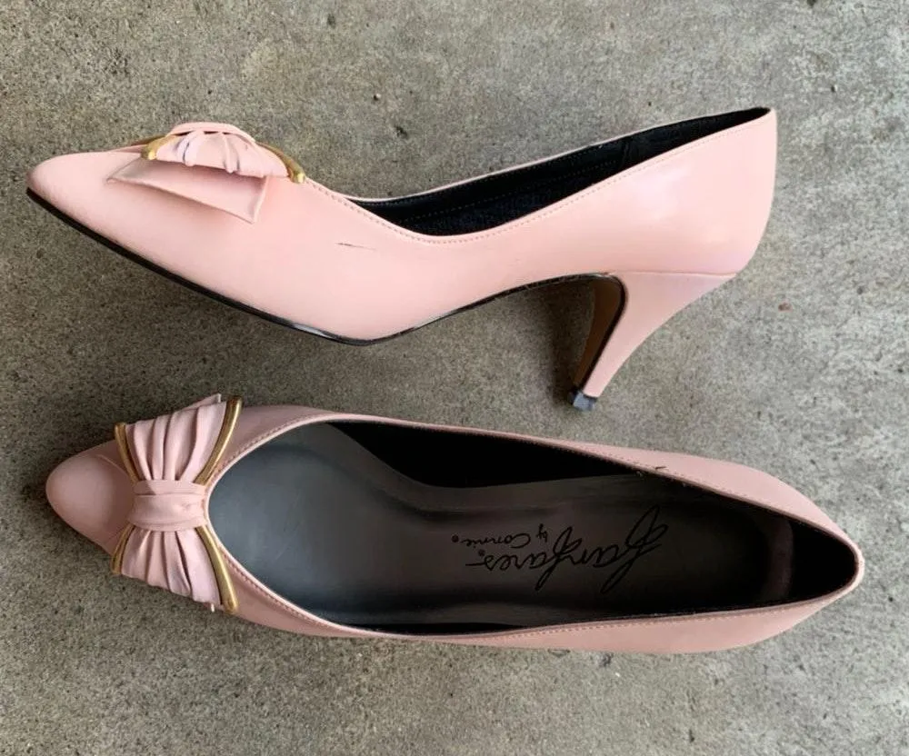 Pink Bow Tie Pointy Toe Pumps Size 7 - Image 3
