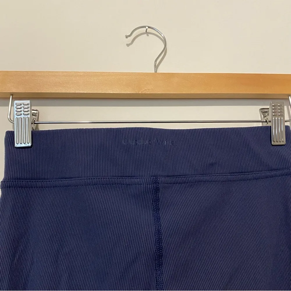 Outdoor Voices Navy Blue Ribbed Flare Leggings Small - Image 8