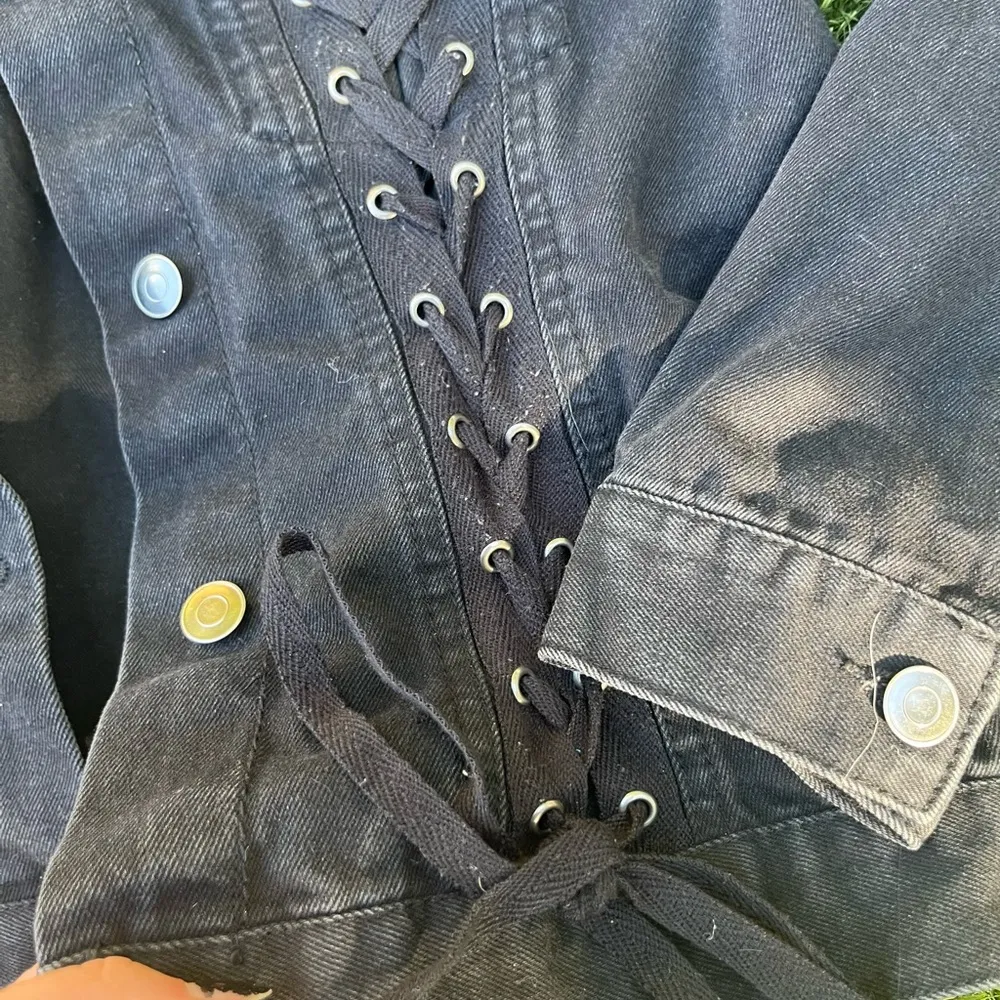 Black Denim Gromet Grunge Jean Jacket Love Tree - Image 4