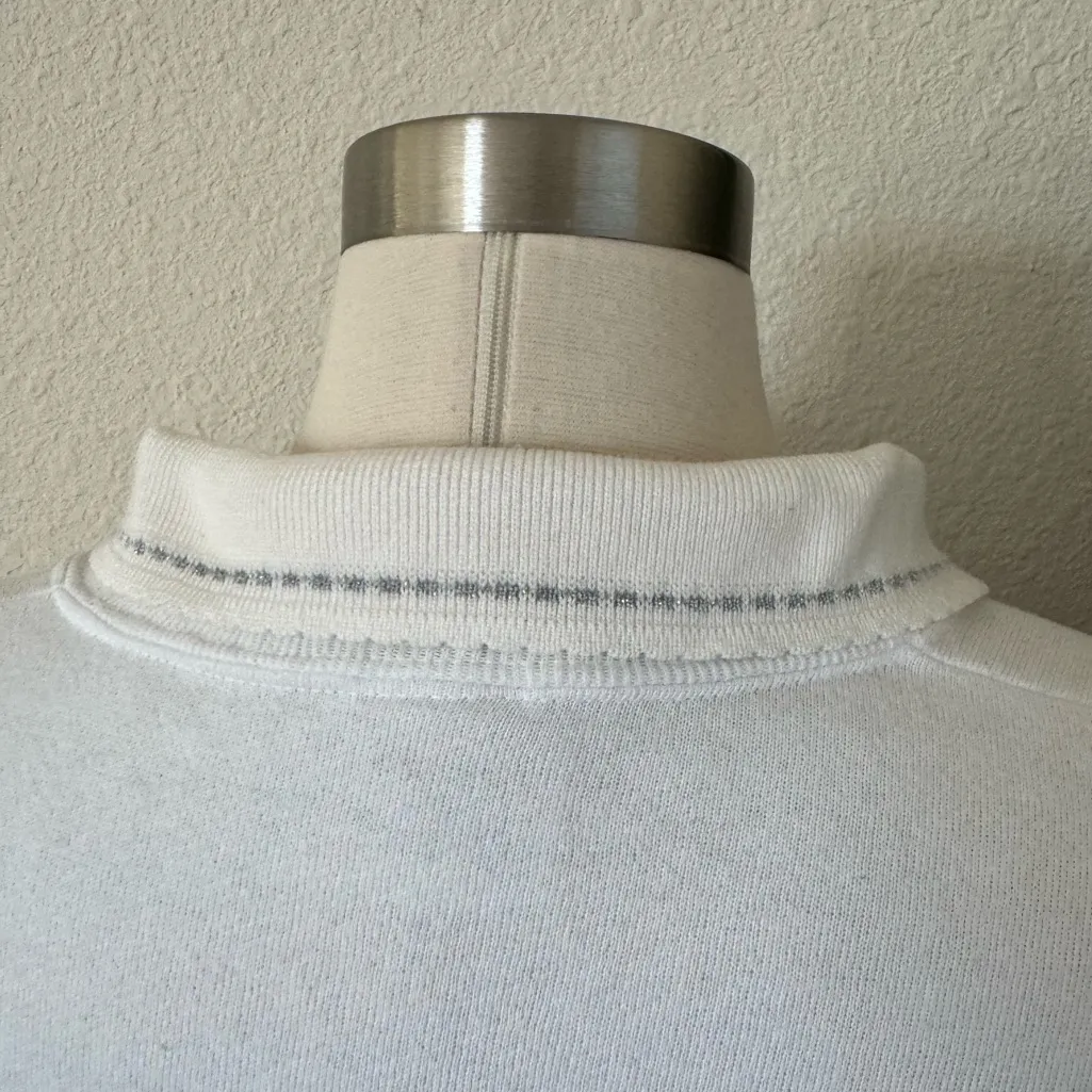 Vintage Fall White Sweatshirt Purple Leaf Floral Print made in USA kitschy Size L - Image 6