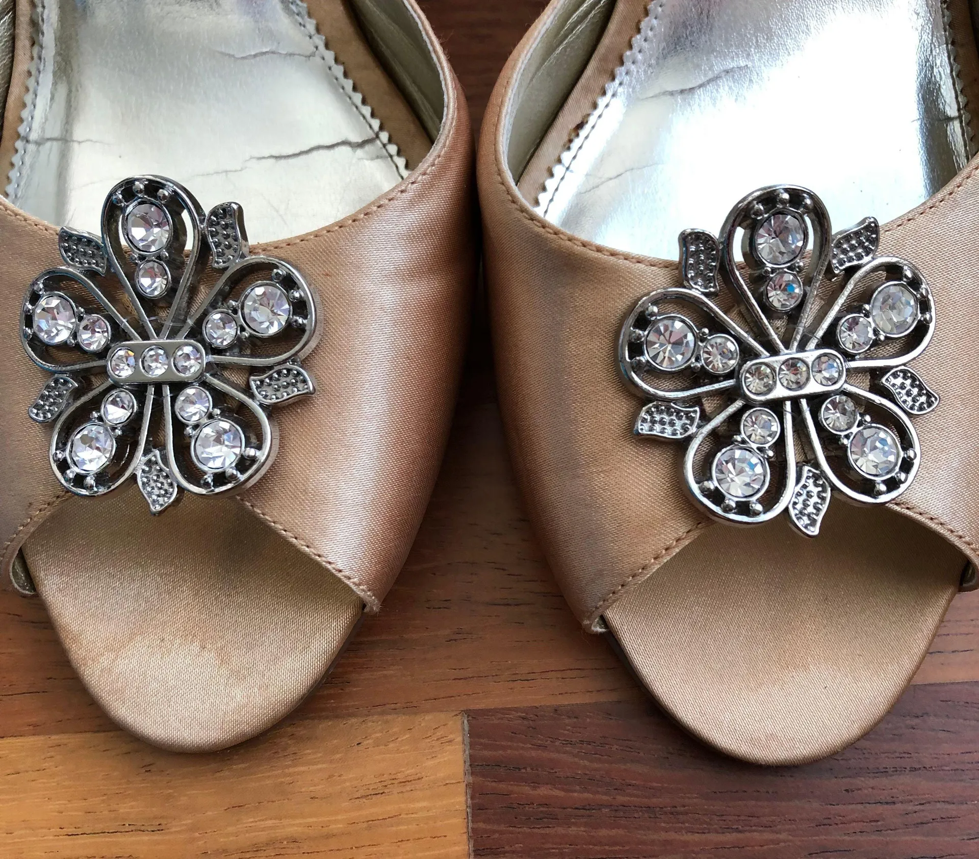 Gold Satin D'orsay Pump Size 9.5 - Image 6