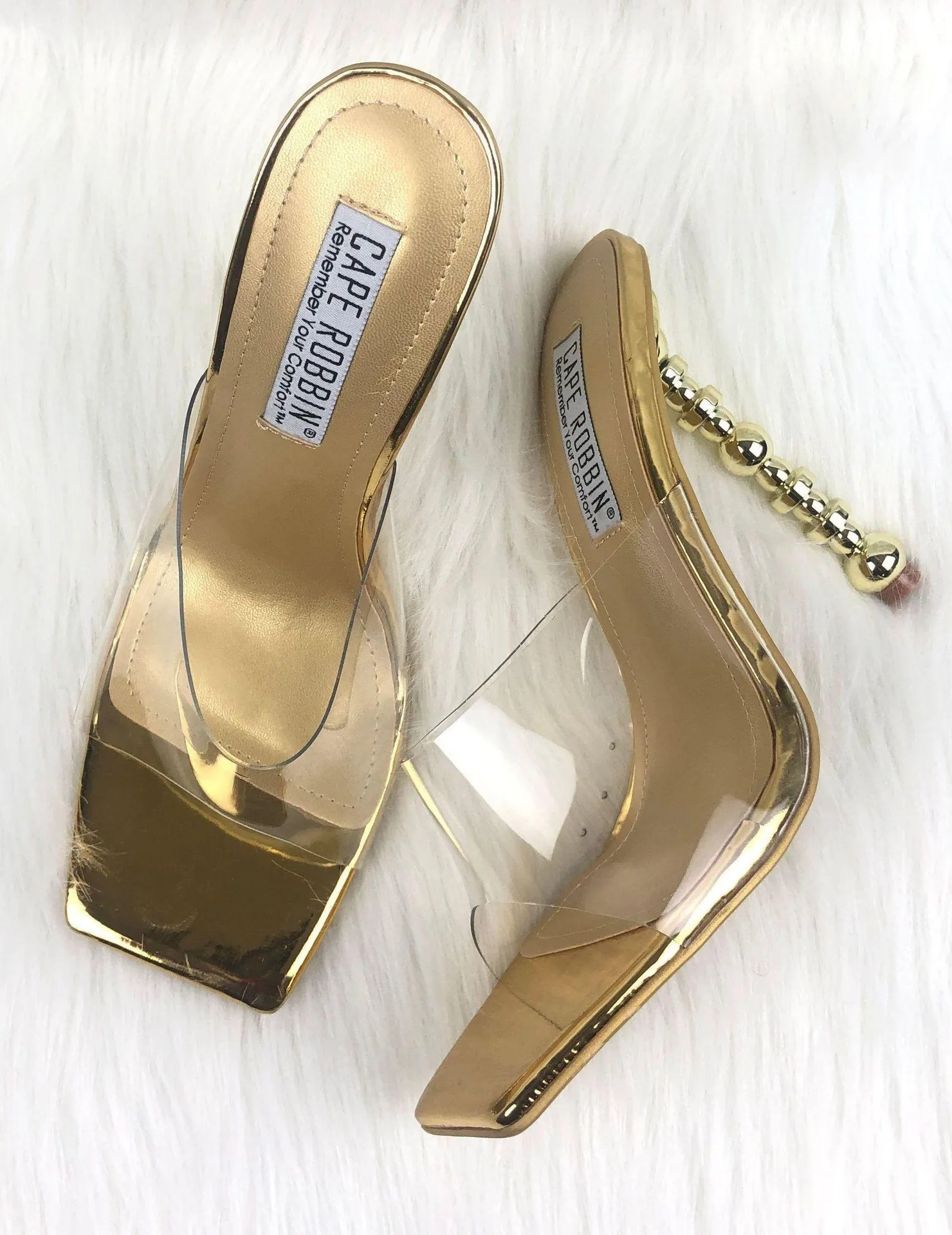 Cape Robbin Metro Gold Patent Leather Clear Vamp Slip On Heel Sandals Mules Sz 7 - Image 2