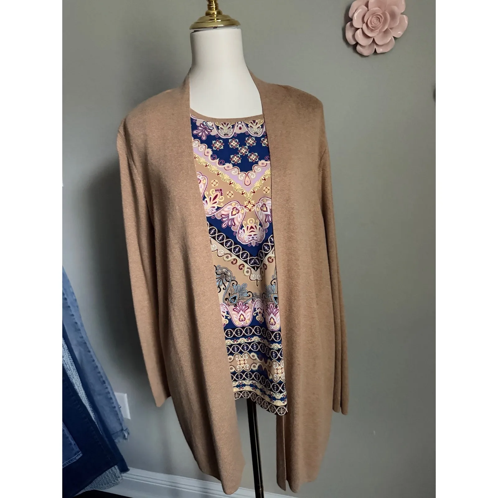 Chicos Linen Blend Sweater Cardigan Set with Paisley Print Back Panel Women Sz L - Image 2