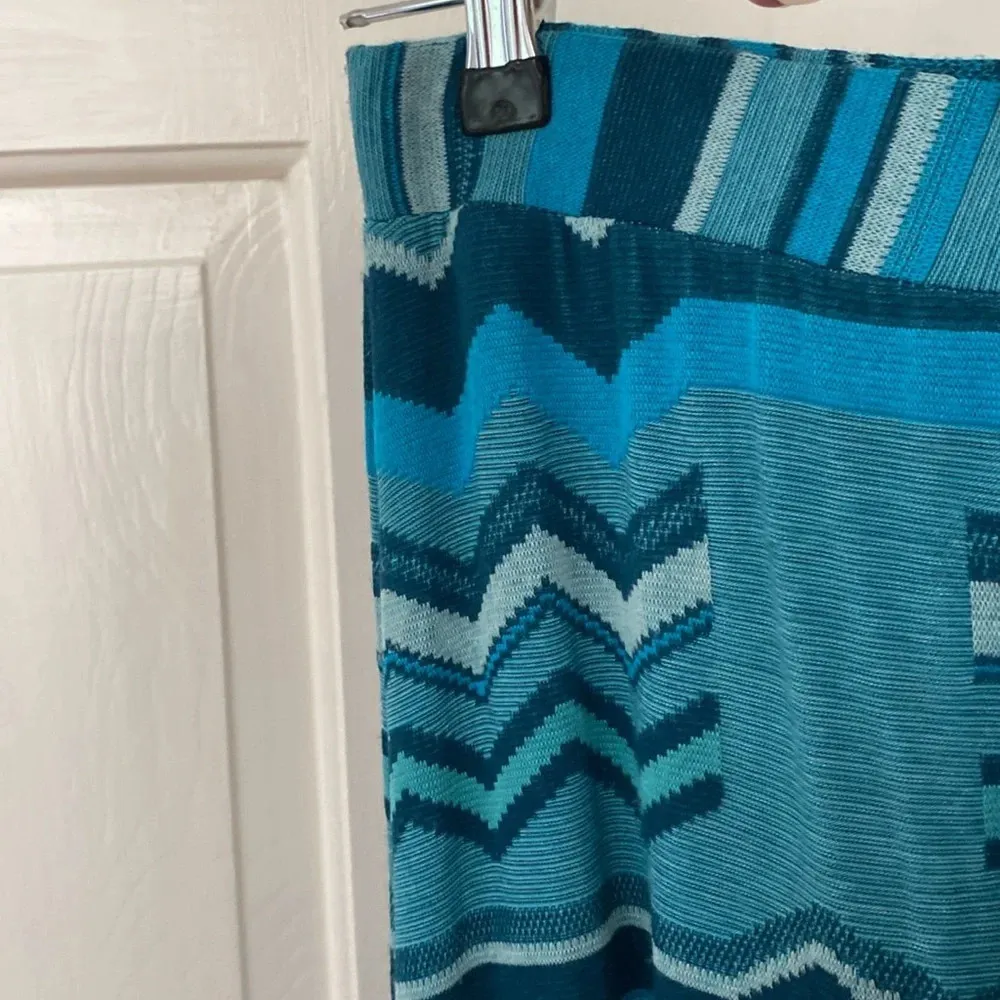 Alexis Maxi Skirt Patchwork Pattern Blue Size Medium Coasta Grandma Knit Made US - Image 10