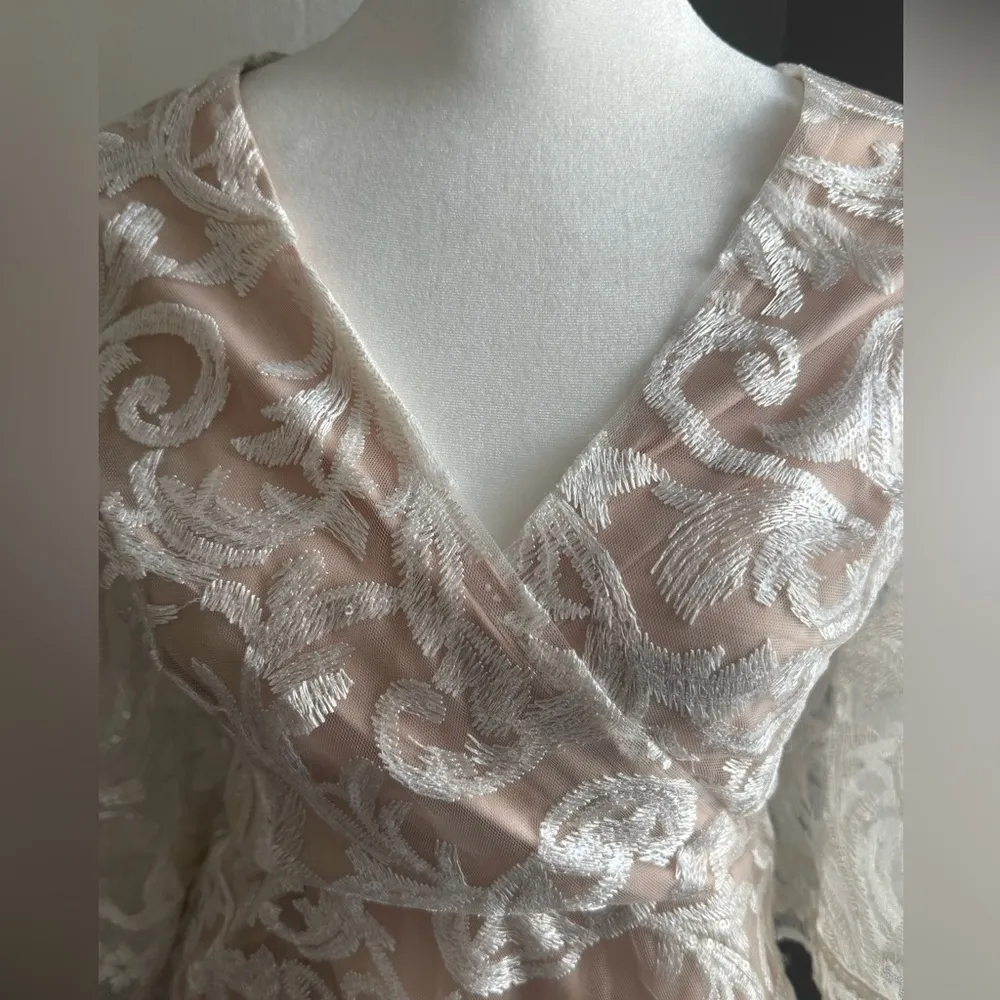 Lulu’s Celebration Hour White Sequin Embroidered Mini Party Dress size Small - Image 5