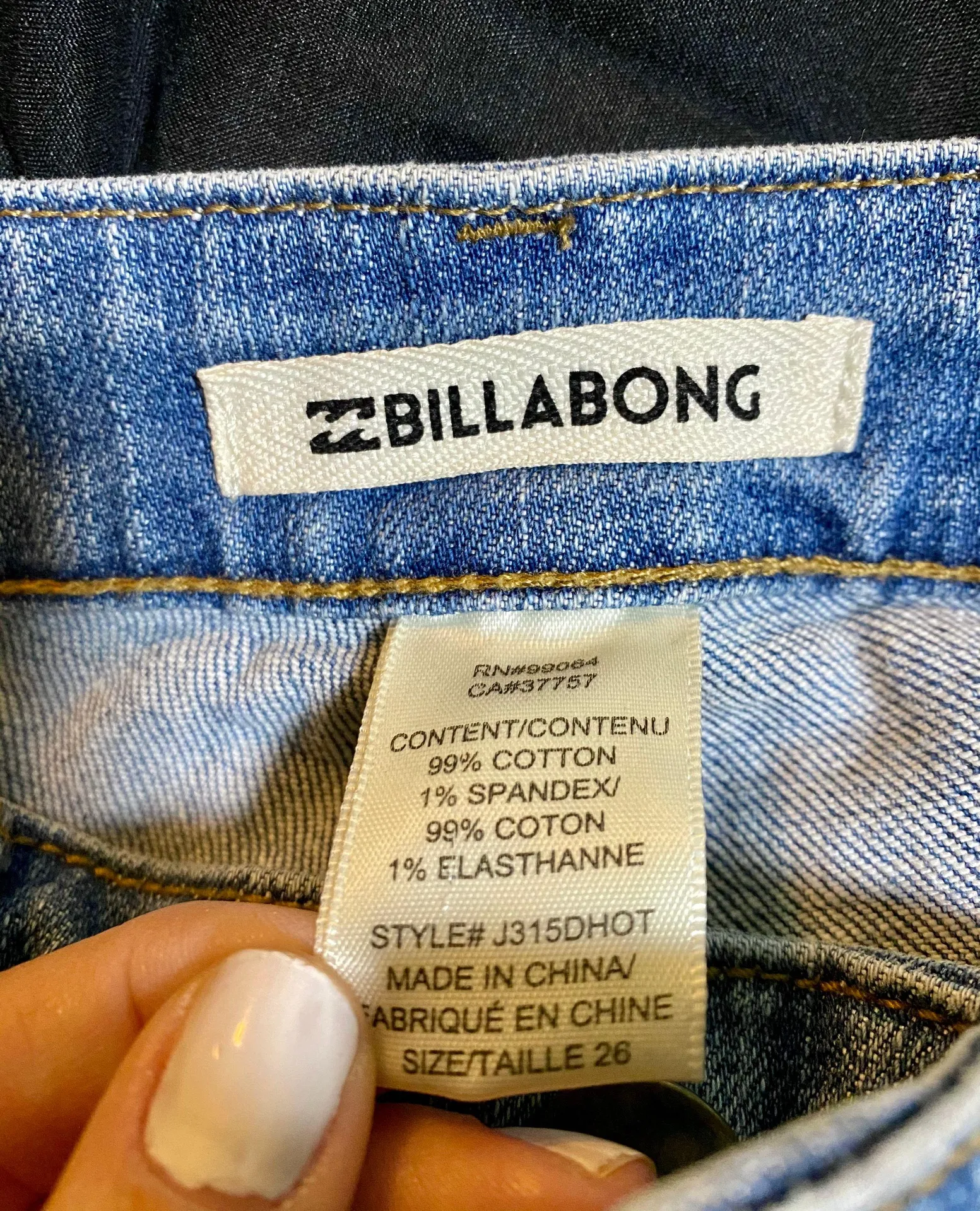 Mid Rise Jeans - Image 4