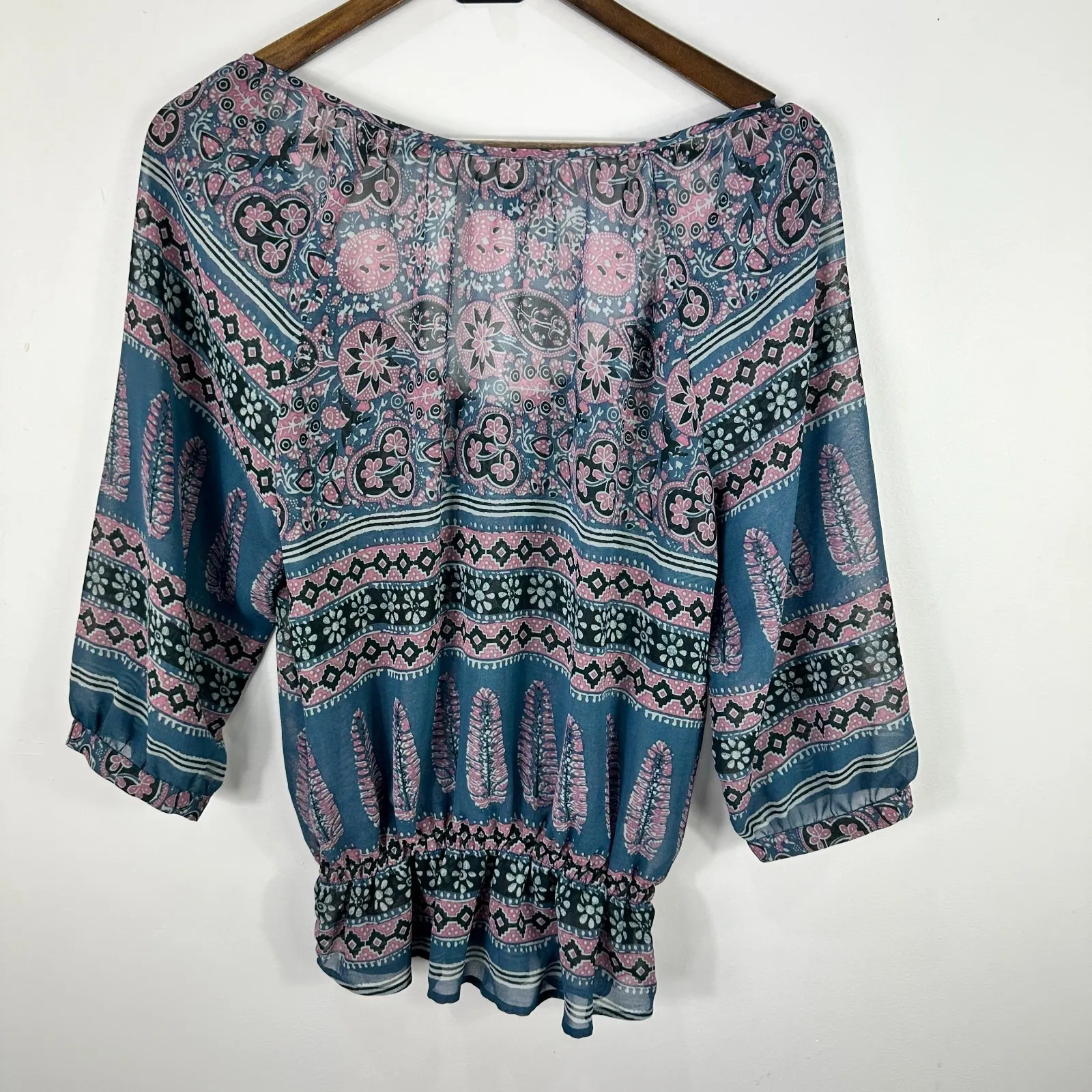 American Eagle Top M Blue Pink Boho Paisley Peasant Blouse Ruffle Hem‎ Festival - Image 7