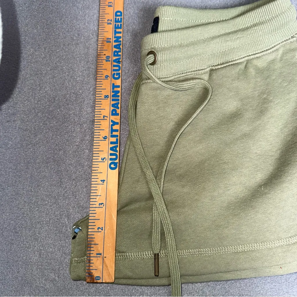 Ed Hardy Olive Green Butterfly Fleece Athletic Shorts Size Medium Wearable‎ Art - Image 4