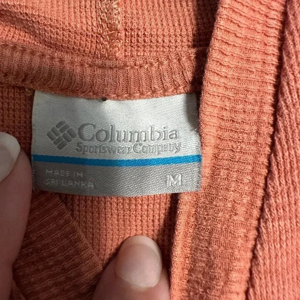 Columbia Pullover Women’s Size Medium Hoodie Hooded Shirt Athleisure Active - Image 5