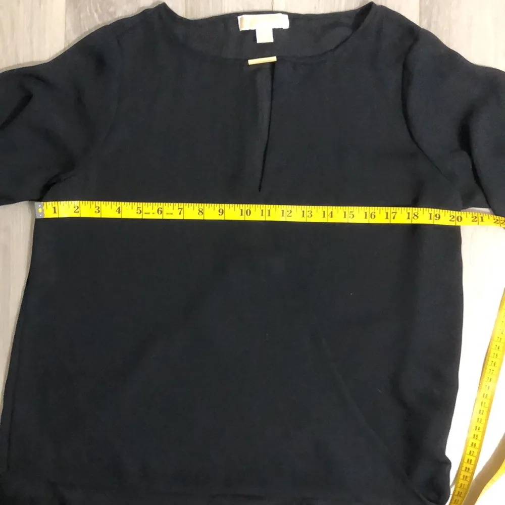 Michael  black flowing high low shirt M - Image 5