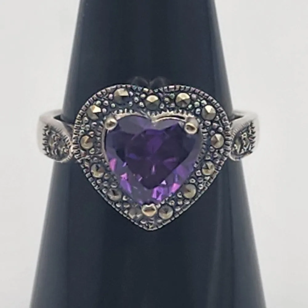 LA Jewelry Purple Glass Heart & Marcasite Ring (6.75) Purple - Image 2