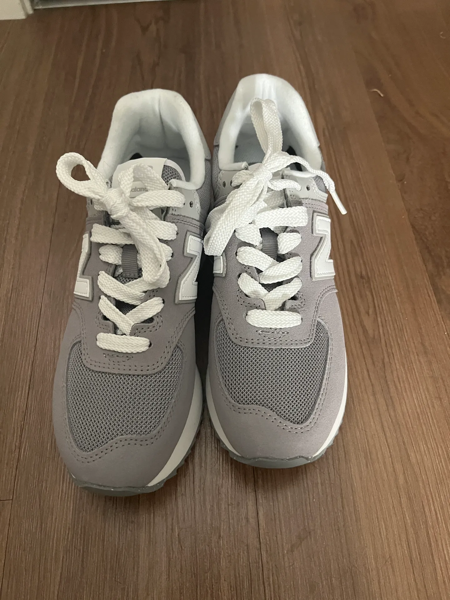 574+ Platform Sneakers - Image 3