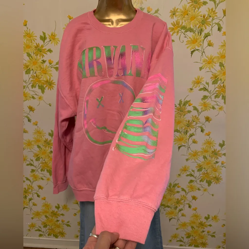 NWOT Nirvana Women's Preppy Smiley Face Crewneck Sweatshirt pink  XL - Image 4
